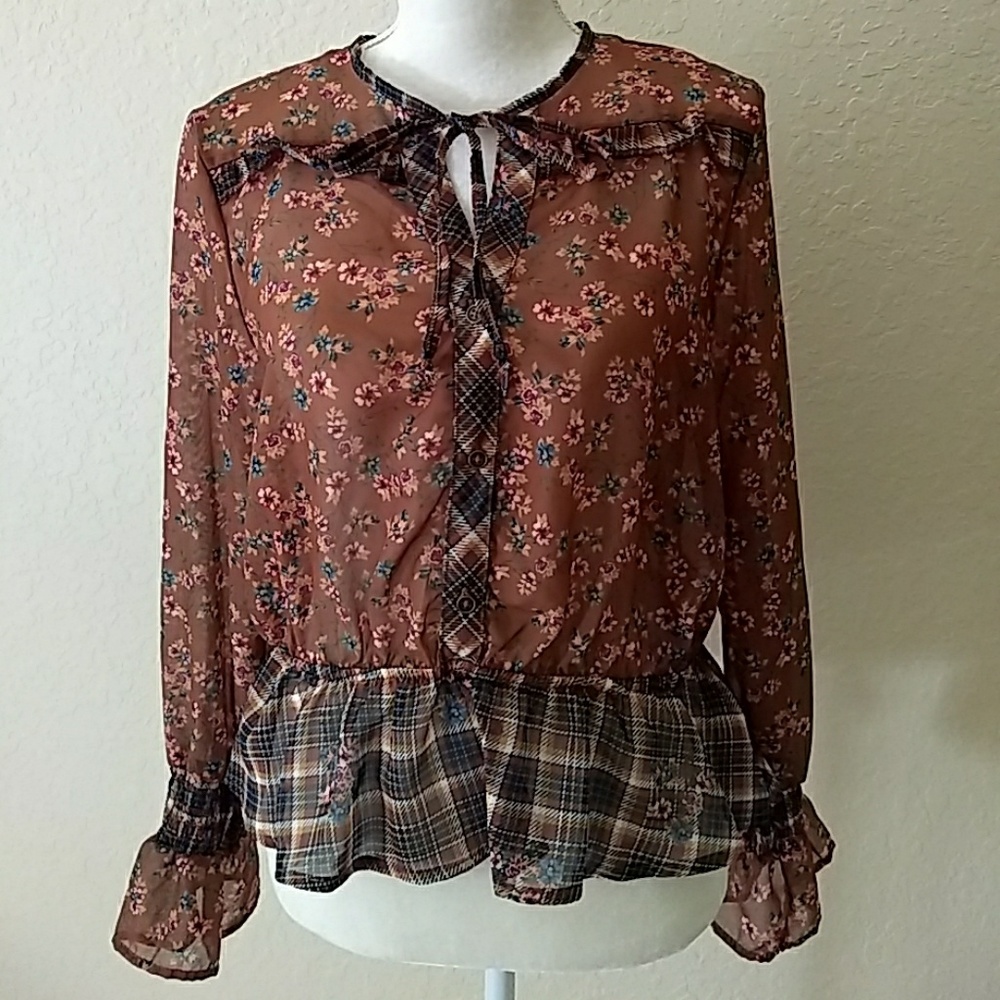 Women's long sleeve blouse junior size large